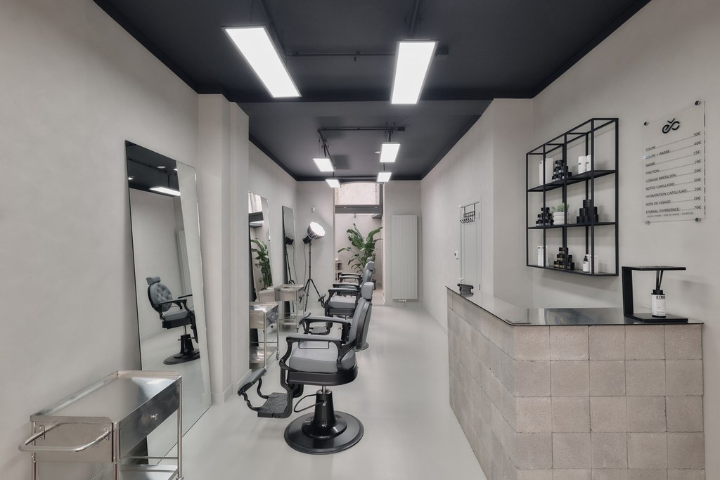 Intérieur du salon Eternal Style (6 / 6)